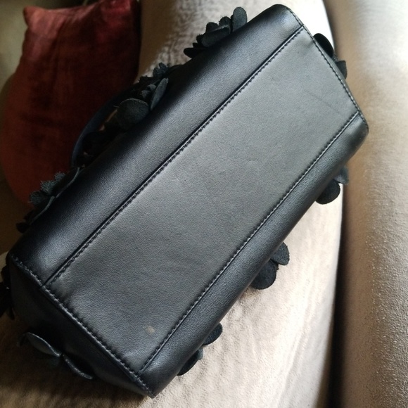 Fendi Mini Peekaboo Black Edition - Picture 6 of 7